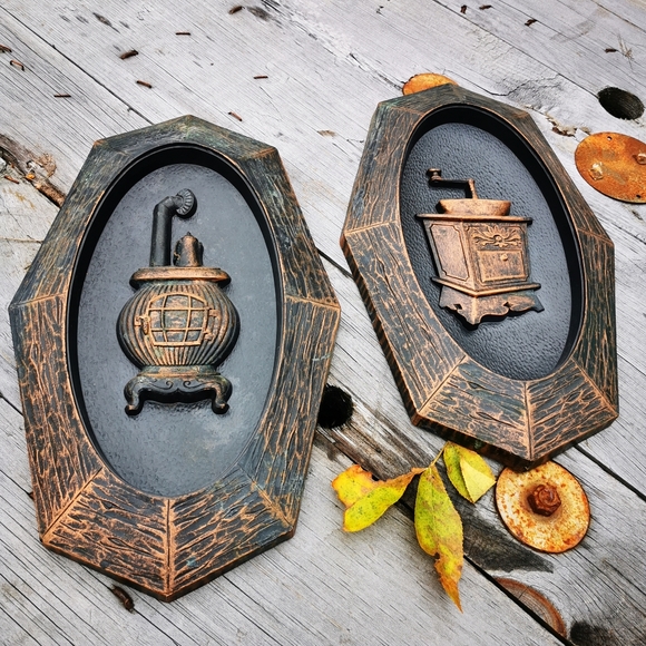 Vintage Dart Industries Plastic Rustic Wall Hanging Plaques - Picture 8 of 14